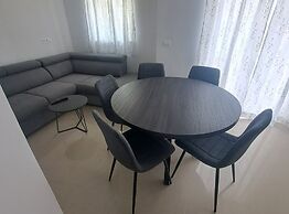 Elegant Brsec Apartments With Sea View