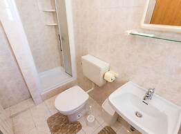 Elegant Brsec Apartments With Sea View