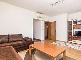 Elegant Brsec Apartments With Sea View