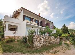 Elegant Brsec Apartments With Sea View