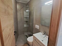 Elegant Brsec Apartments With Sea View