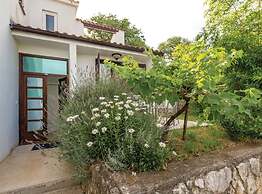 Elegant Brsec Apartments With Sea View