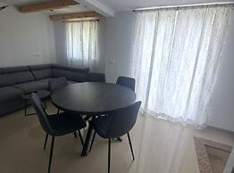 Elegant Brsec Apartments With Sea View