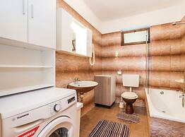 Elegant Brsec Apartments With Sea View