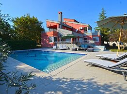 Calm Countryside Rovinj Manor With Pool