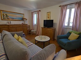 Sea View Downtown Rovinj Apartment
