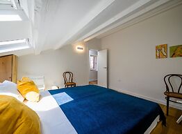 Radiant and Trendy Downtown Rovinj Apartment