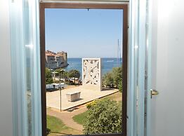 Sunny Rovinj Apartment With Sea View