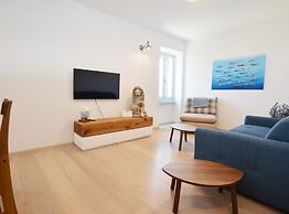 Sunny Rovinj Apartment With Sea View