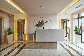 Atmosfera Hotel