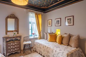 Shamrock Elati Retreats