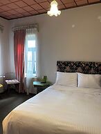 Shamrock Elati Retreats