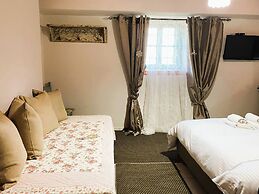 Shamrock Elati Retreats