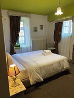 Shamrock Elati Retreats