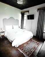 Shamrock Elati Retreats