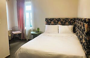 Shamrock Elati Retreats