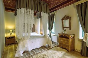 Shamrock Elati Retreats