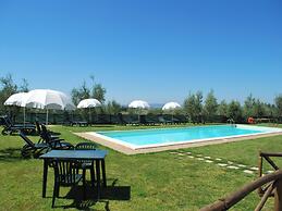 Rustic Style Flat With Swimming Pool