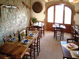 Rustic Style Flat With Swimming Pool
