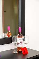 Jessica's Studios & Apartments