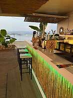 Jessica's Studios & Apartments