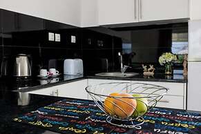 Jessica's Studios & Apartments