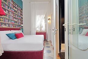 Belle Epoque House of Mirror