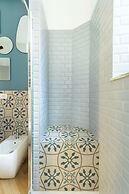 Belle Epoque House of Mirror