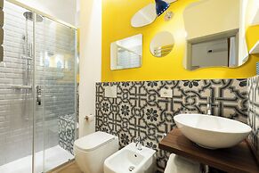 Belle Epoque House of Mirror