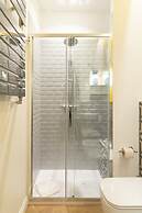 Belle Epoque House of Mirror