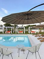 cclim privae resort with pool party