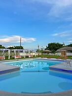 cclim privae resort with pool party