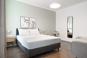 limehome Prague Halkova