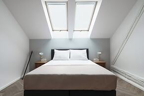 limehome Prague Halkova