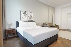 limehome Prague Halkova