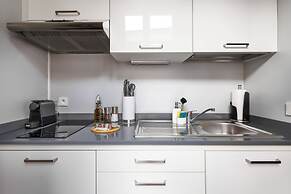 limehome Prague Halkova