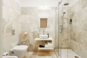 limehome Prague Halkova