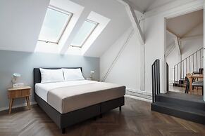 limehome Prague Halkova