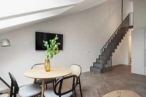 limehome Prague Halkova