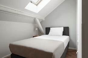 limehome Prague Halkova