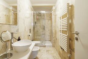 limehome Prague Halkova