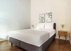 limehome Prague Halkova