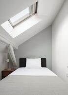 limehome Prague Halkova