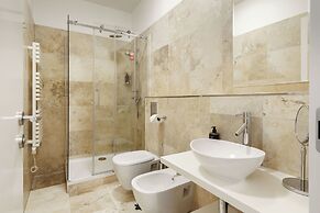 limehome Prague Halkova