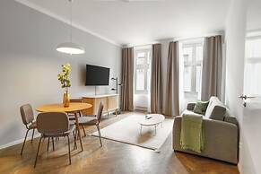 limehome Prague Halkova