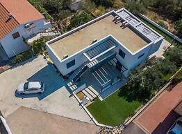 Exclusive Retreat With Private Pool in Novalja