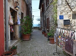 Waterside Cove Oasis Apartment Rovinj