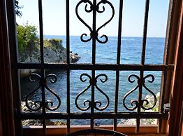 Waterside Cove Oasis Apartment Rovinj