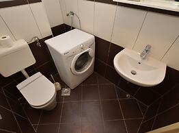 Airy and Comfortable Apartment With Loggia