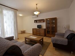 Airy and Comfortable Apartment With Loggia